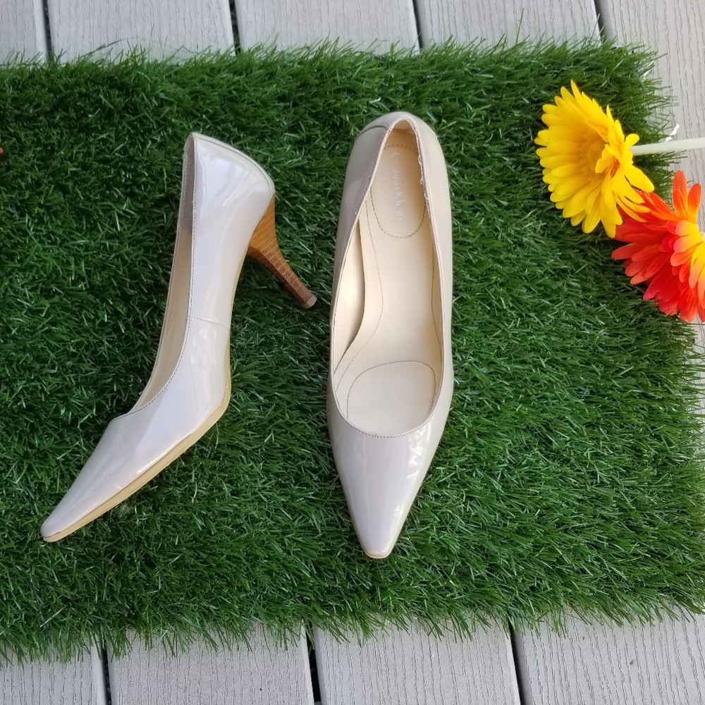 Calvin Klein heeled shoes size 8